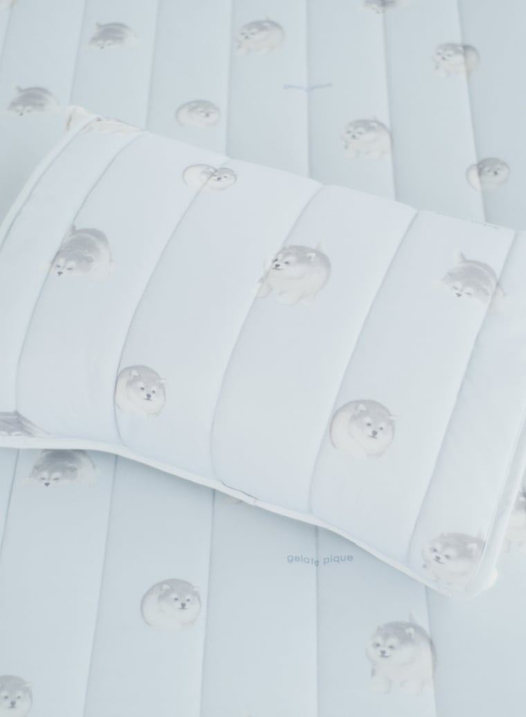 Snowfield  animal print pillow pad_3,960yen Snowfield animal cool bed pad Single_9,570yen / Semi-double_10,890yen /  Double_11,990yen